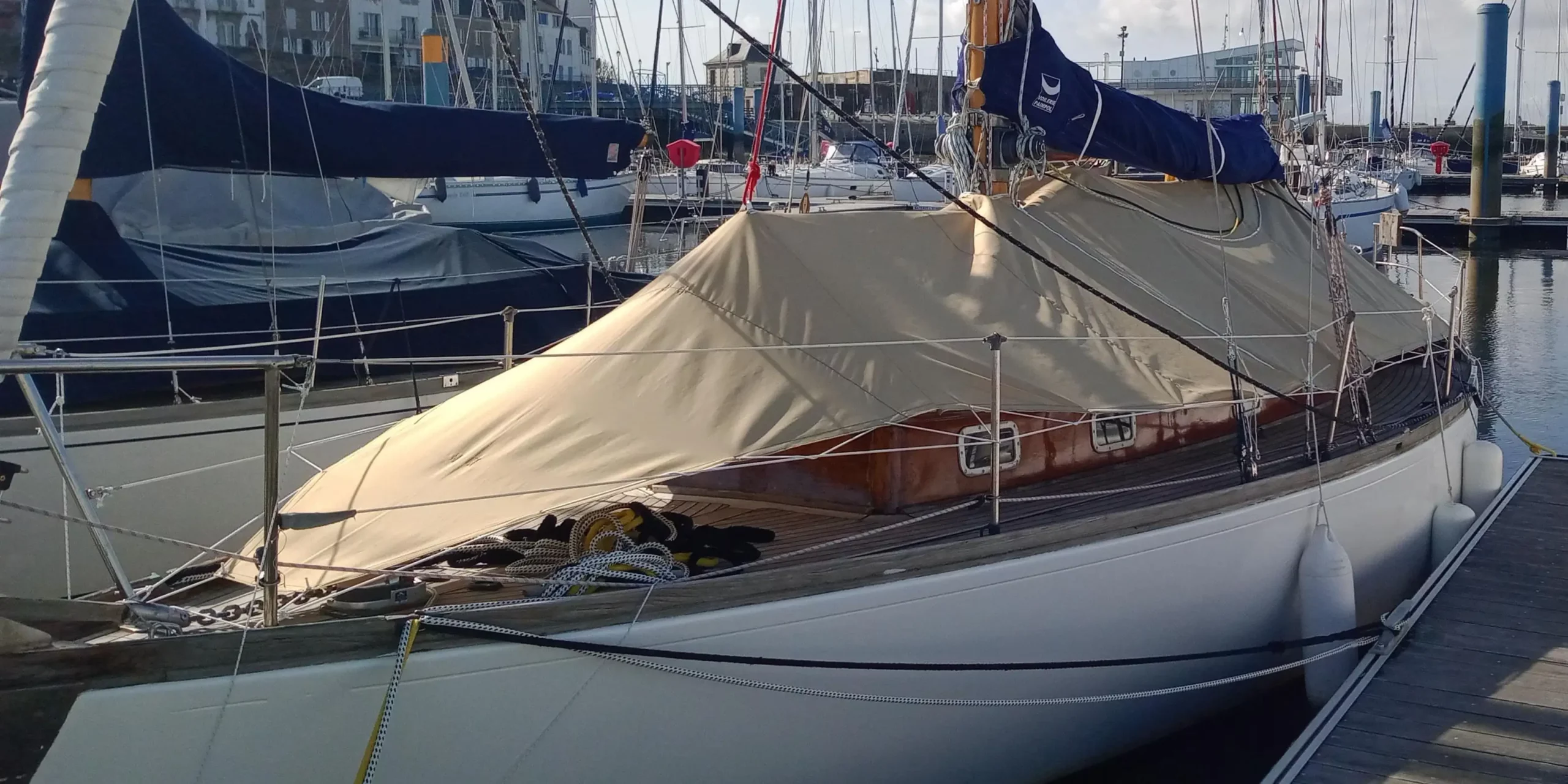 taud d'hivernage sur bateau